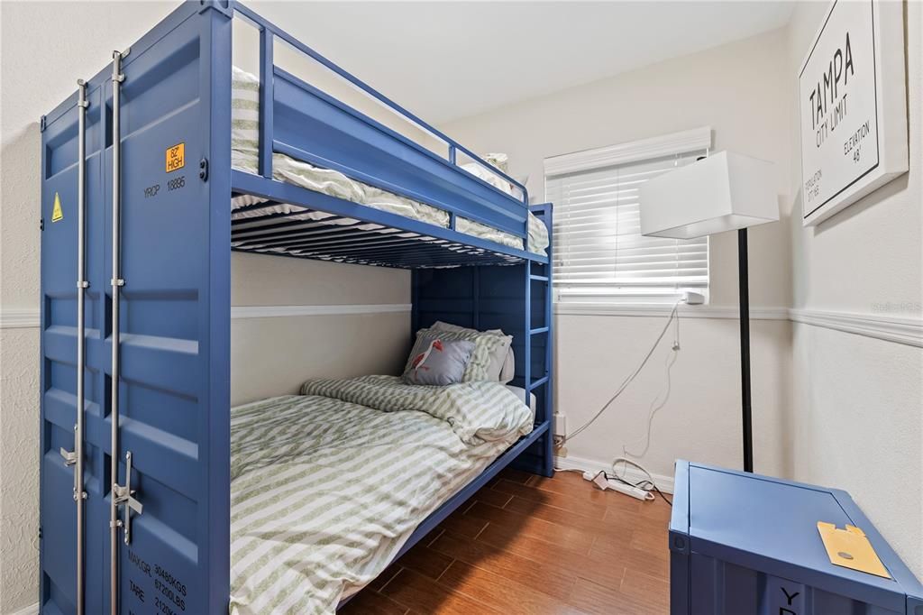 В аренду: $2,900 (3 спален, 2 ванн, 1255 Квадратных фут)