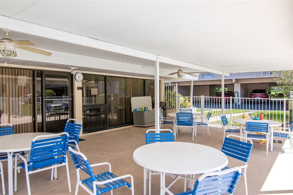 For Sale: $275,000 (2 beds, 2 baths, 1280 Square Feet)