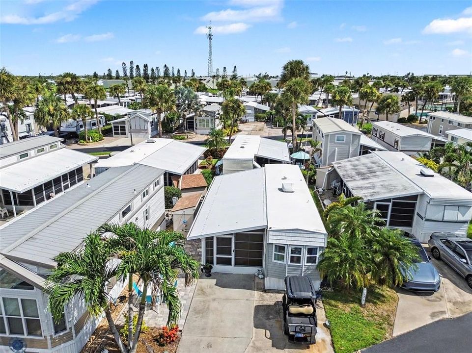For Sale: $259,900 (1 beds, 1 baths, 400 Square Feet)