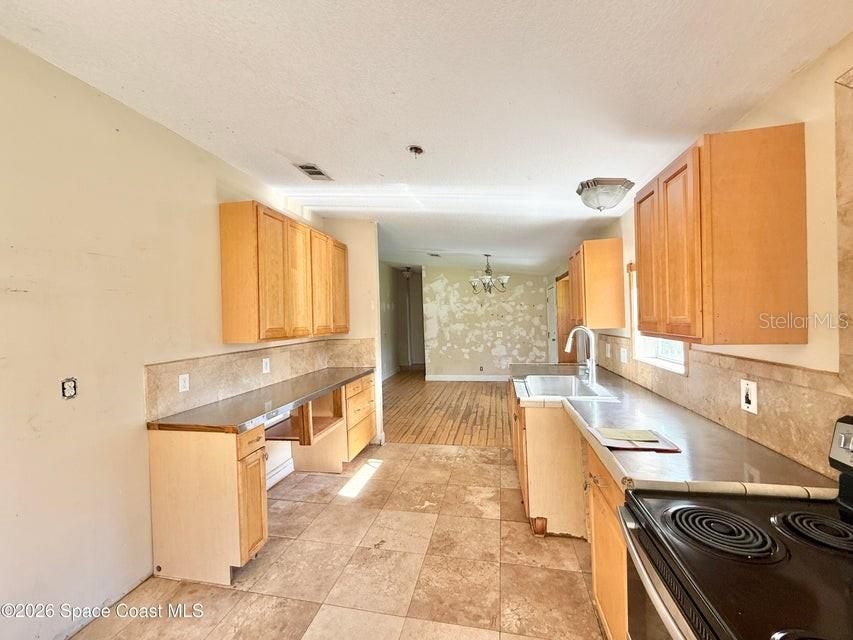 待售: $485,000 (40.00 acres)