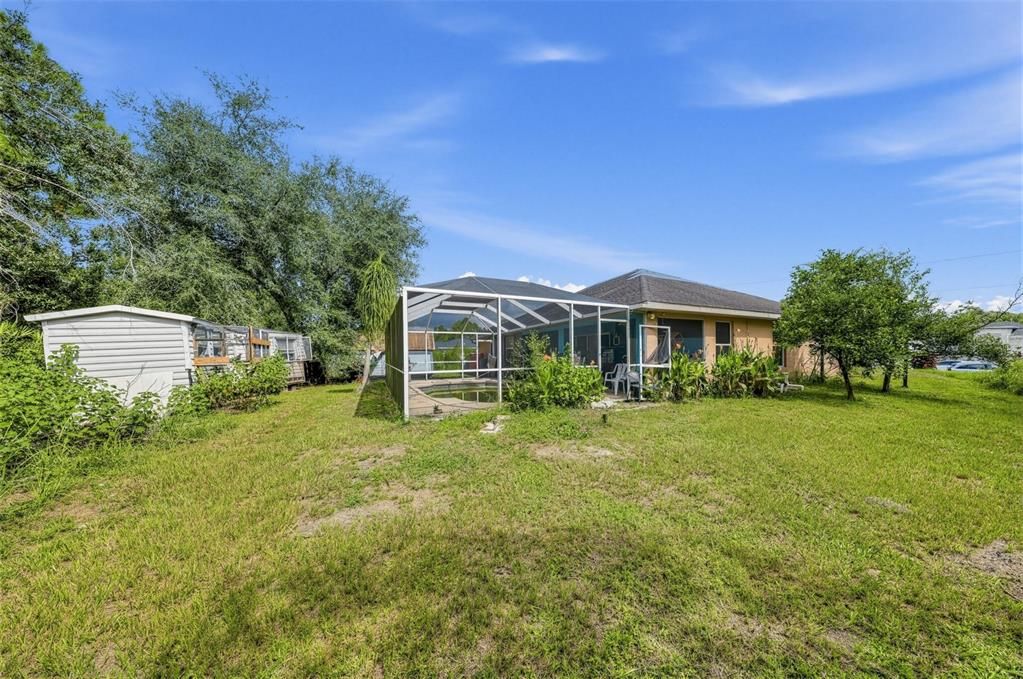 For Sale: $299,900 (3 beds, 2 baths, 1613 Square Feet)