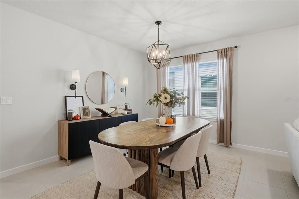 For Sale: $403,000 (4 beds, 3 baths, 2554 Square Feet)