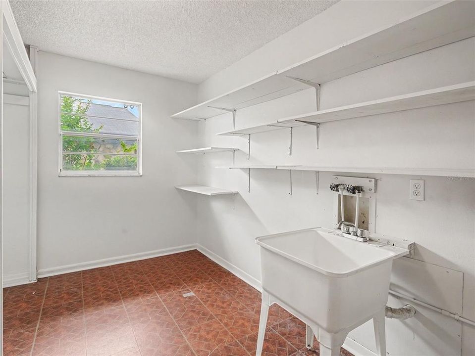 En Venta: $225,000 (2 camas, 2 baños, 1525 Pies cuadrados)