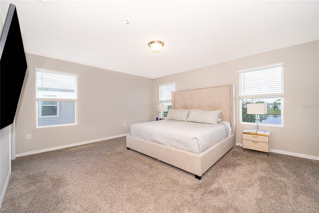 For Sale: $399,000 (3 beds, 2 baths, 1795 Square Feet)