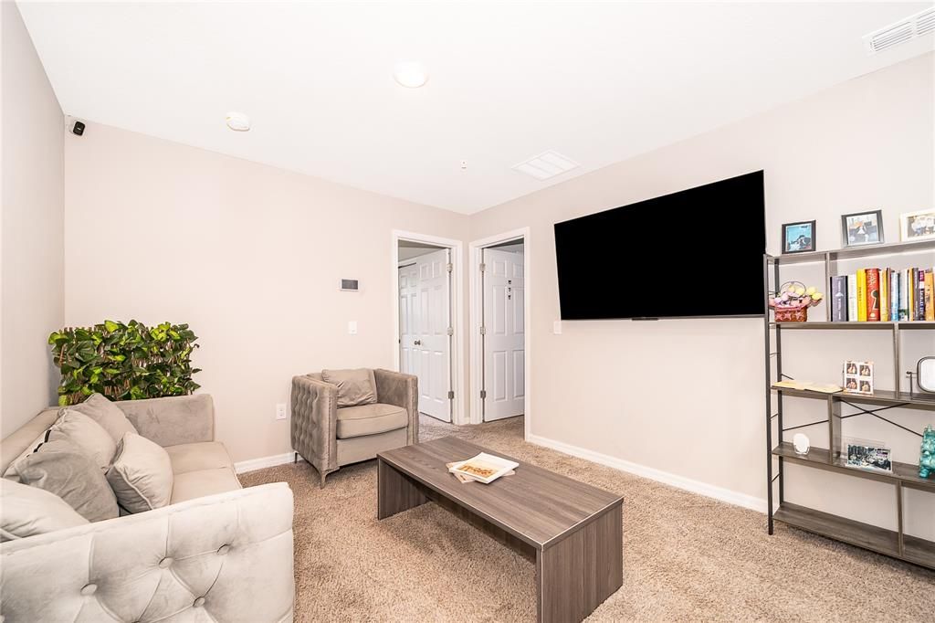 For Sale: $399,000 (3 beds, 2 baths, 1795 Square Feet)