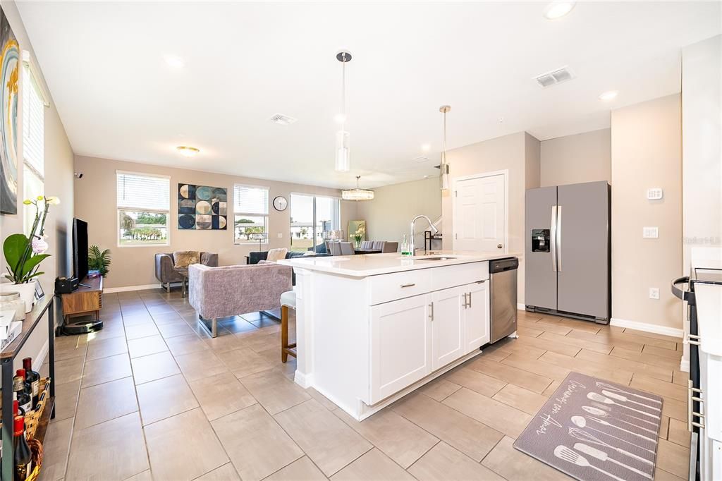 For Sale: $399,000 (3 beds, 2 baths, 1795 Square Feet)