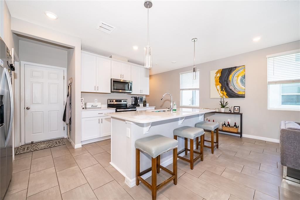 For Sale: $399,000 (3 beds, 2 baths, 1795 Square Feet)