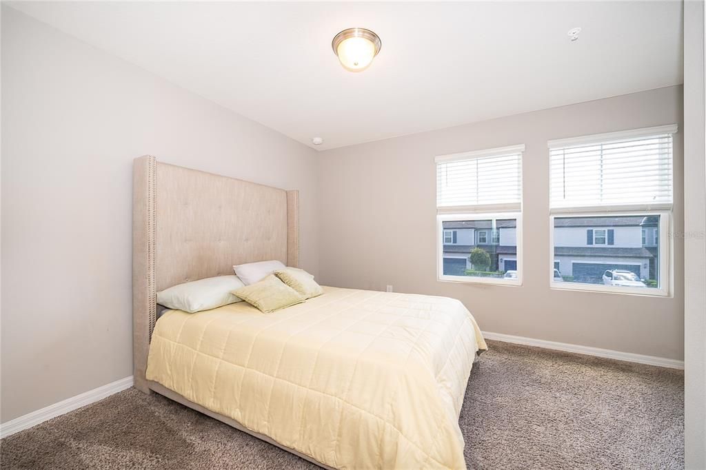 For Sale: $399,000 (3 beds, 2 baths, 1795 Square Feet)
