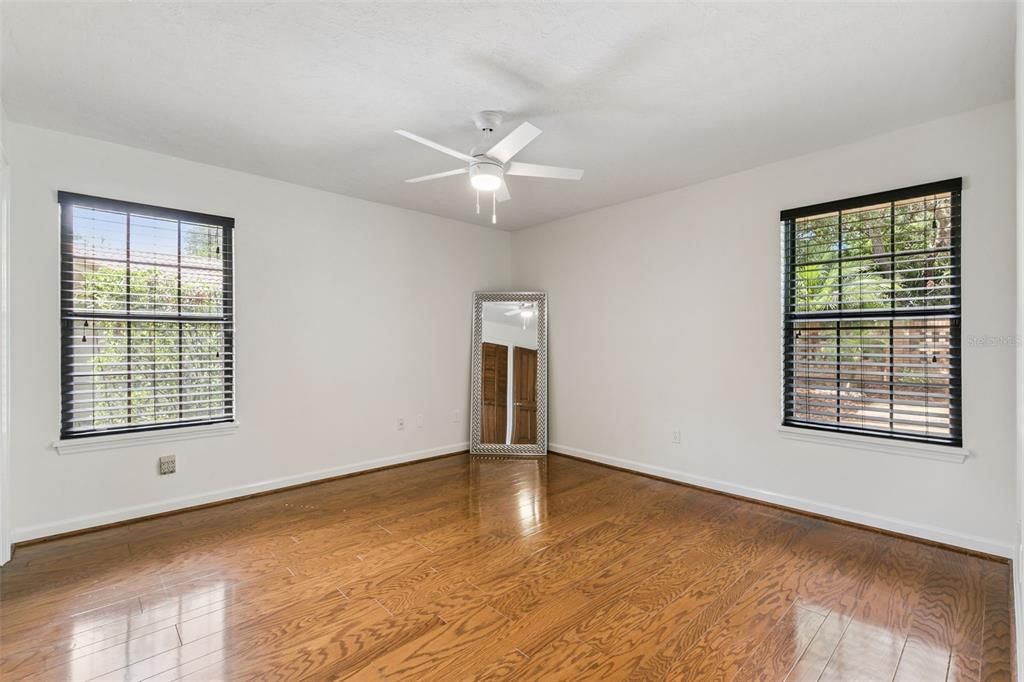 For Sale: $1,125,000 (4 beds, 3 baths, 3188 Square Feet)