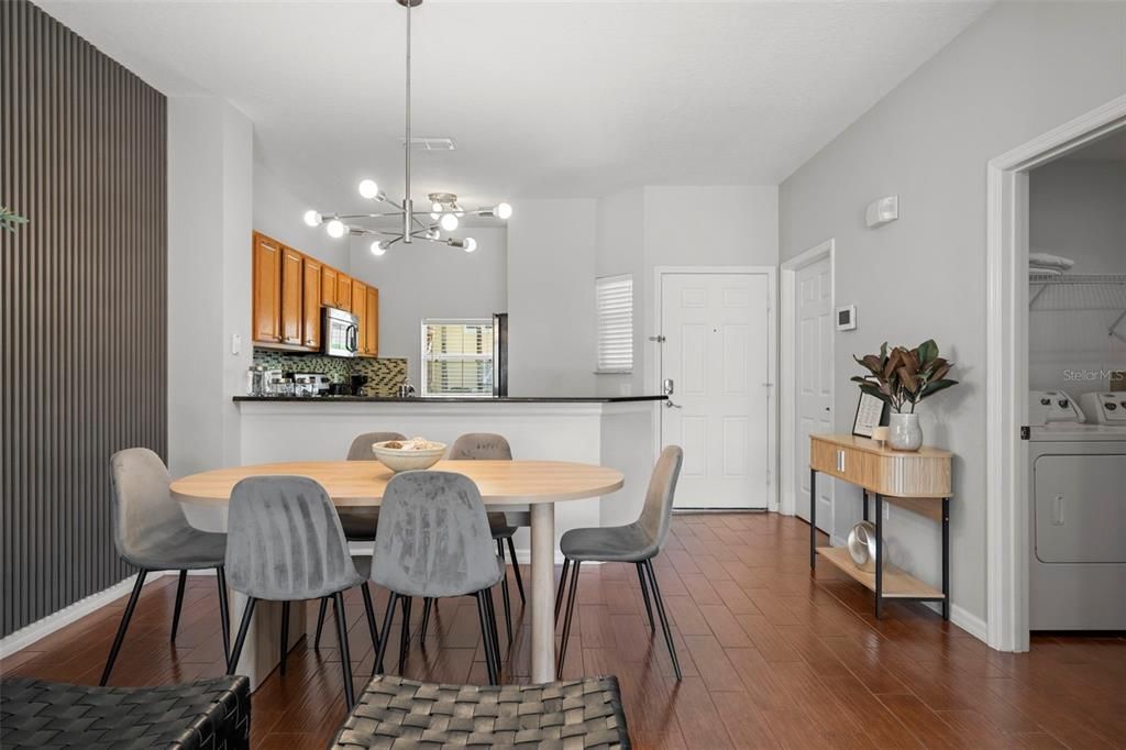 En Venta: $310,000 (3 camas, 2 baños, 1295 Pies cuadrados)