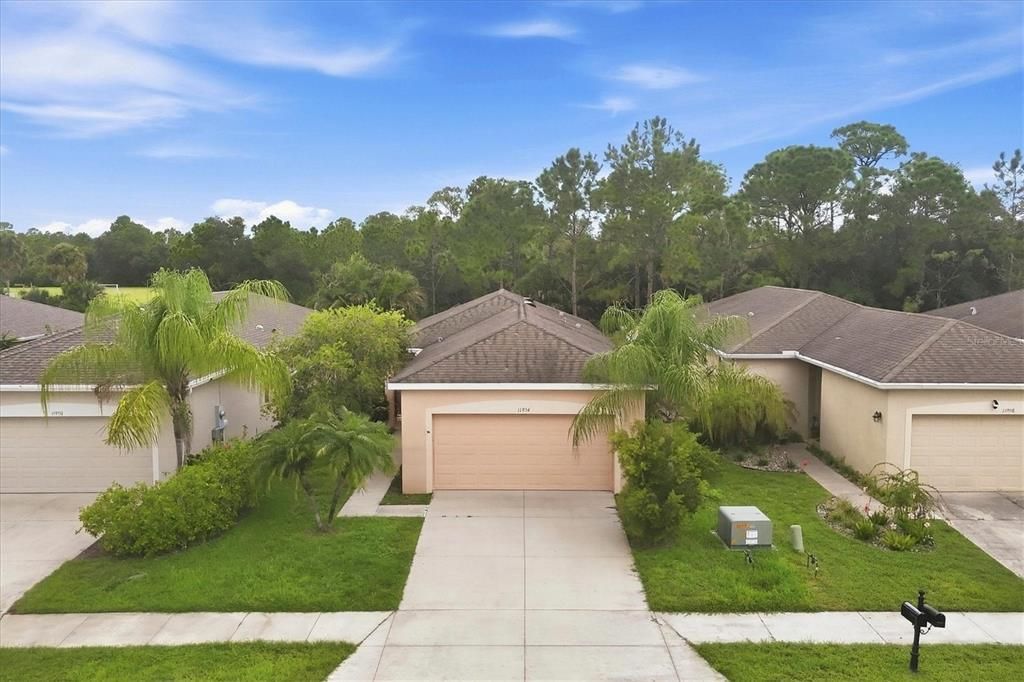 For Sale: $345,000 (3 beds, 2 baths, 1271 Square Feet)