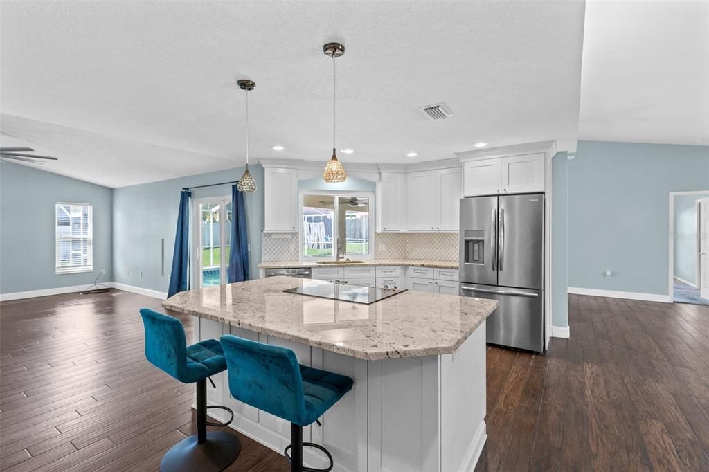 For Sale: $499,000 (3 beds, 2 baths, 2370 Square Feet)