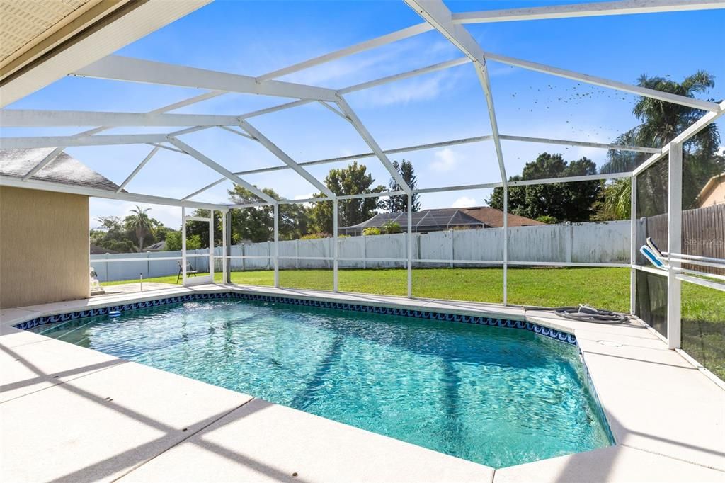 For Sale: $499,000 (3 beds, 2 baths, 2370 Square Feet)