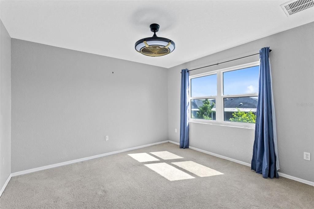 For Sale: $499,000 (3 beds, 2 baths, 2370 Square Feet)