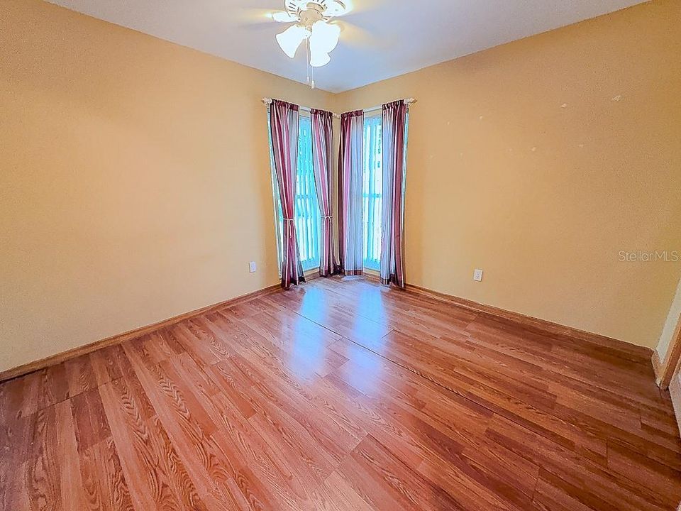 На продажу: $439,000 (3 спален, 2 ванн, 1595 Квадратных фут)
