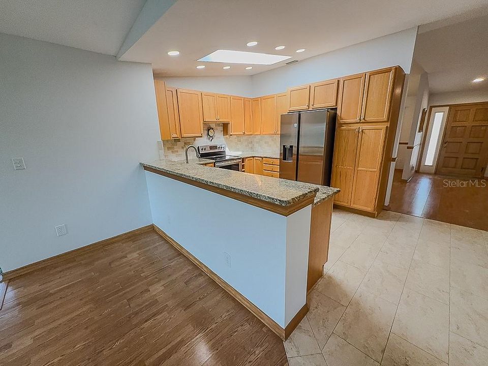 На продажу: $439,000 (3 спален, 2 ванн, 1595 Квадратных фут)
