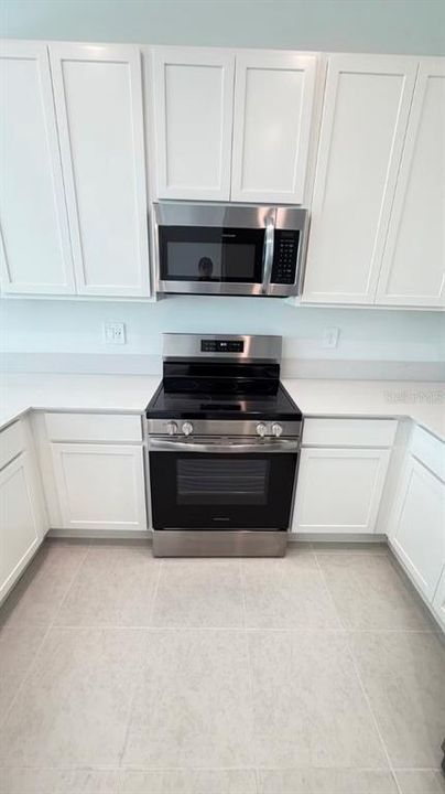 En Renta: $2,395 (3 camas, 2 baños, 1834 Pies cuadrados)