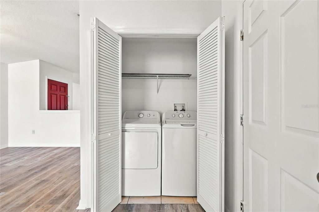 На продажу: $207,000 (3 спален, 2 ванн, 1204 Квадратных фут)