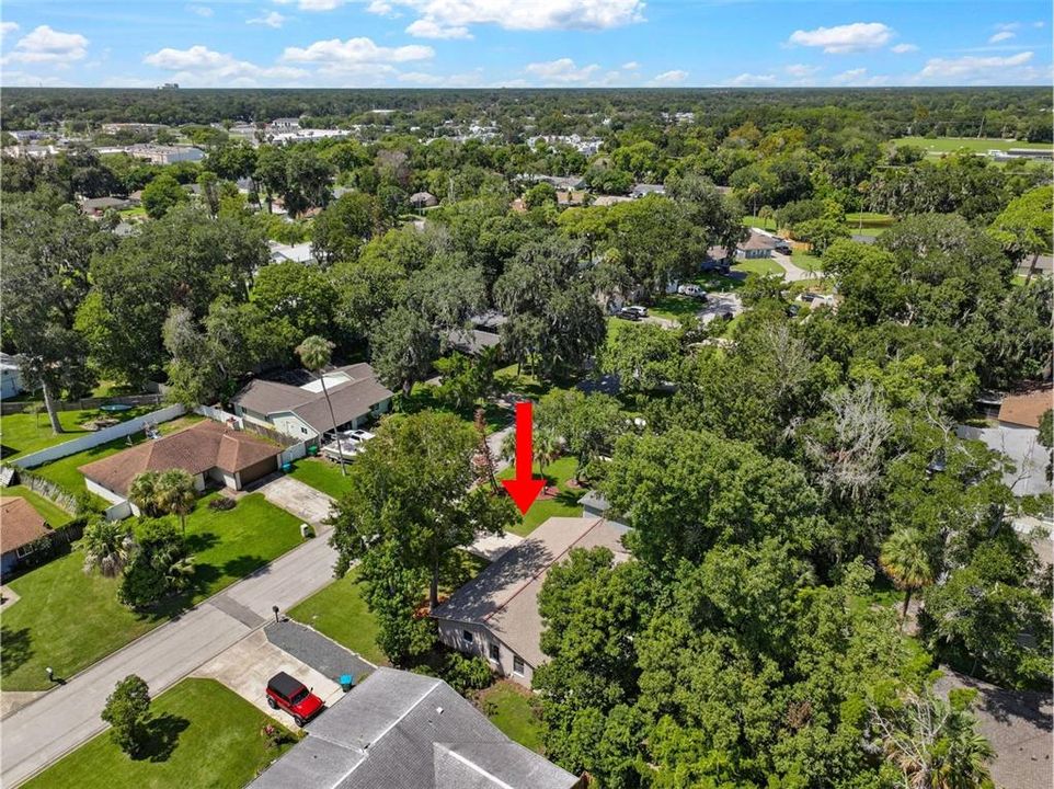 For Sale: $249,000 (2 beds, 2 baths, 1384 Square Feet)