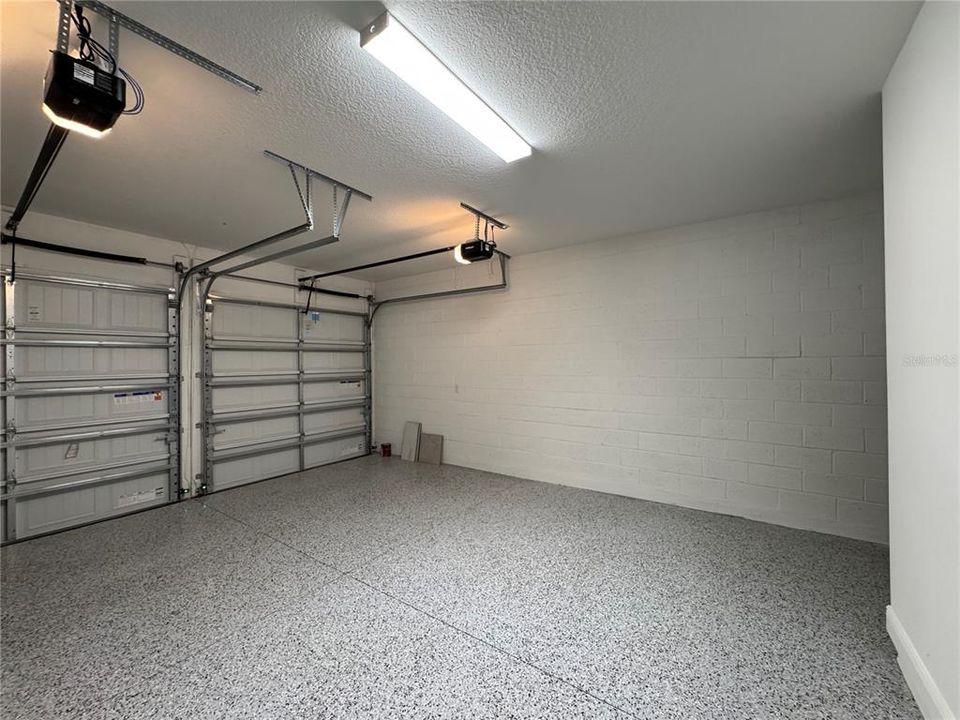 For Rent: $4,300 (6 beds, 4 baths, 3412 Square Feet)