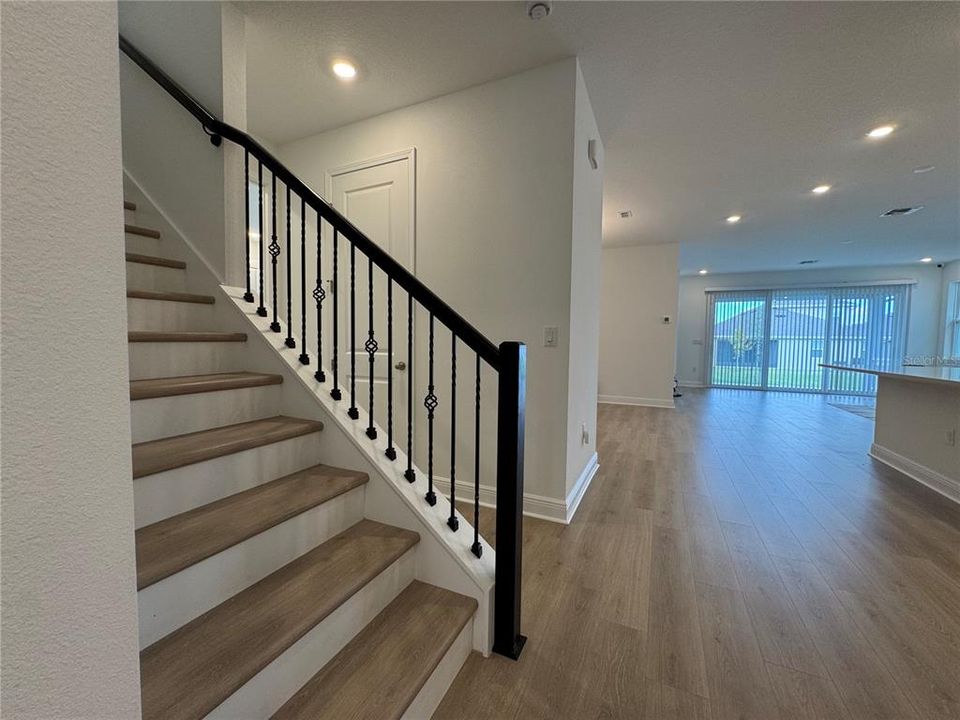 For Rent: $4,300 (6 beds, 4 baths, 3412 Square Feet)