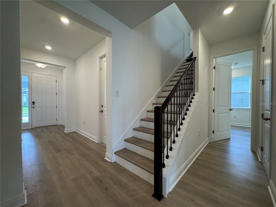 For Rent: $4,300 (6 beds, 4 baths, 3412 Square Feet)