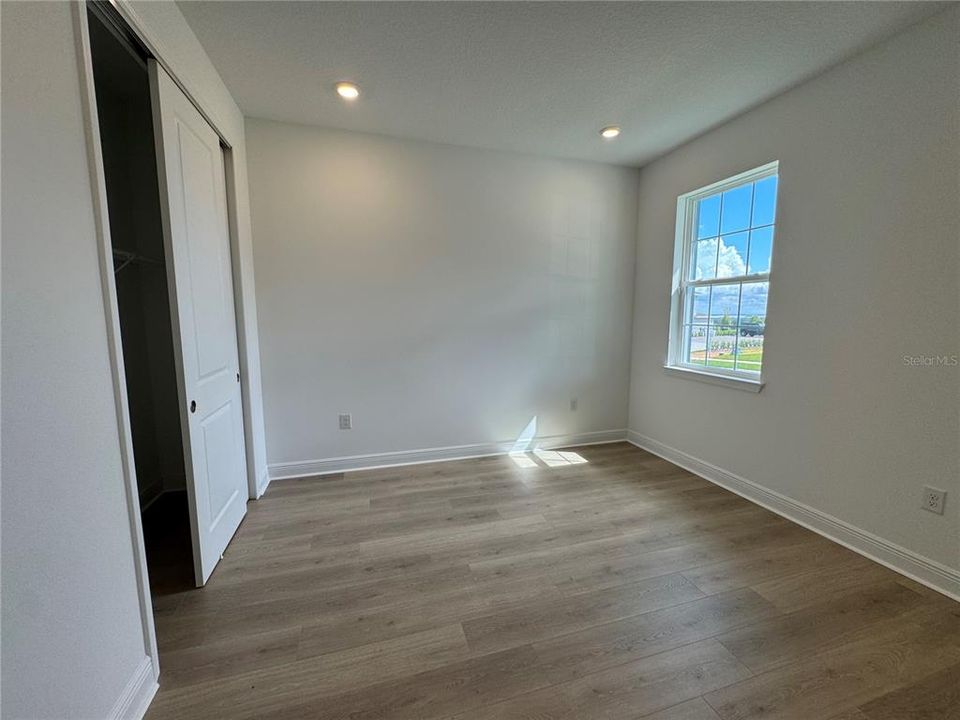 For Rent: $4,300 (6 beds, 4 baths, 3412 Square Feet)