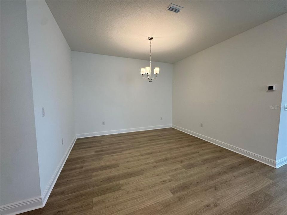 For Rent: $4,300 (6 beds, 4 baths, 3412 Square Feet)