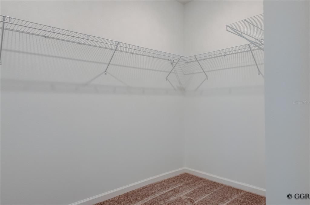 En Renta: $2,050 (3 camas, 2 baños, 1738 Pies cuadrados)