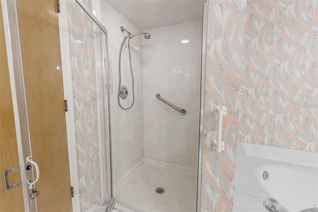 For Sale: $550,000 (2 beds, 2 baths, 1602 Square Feet)