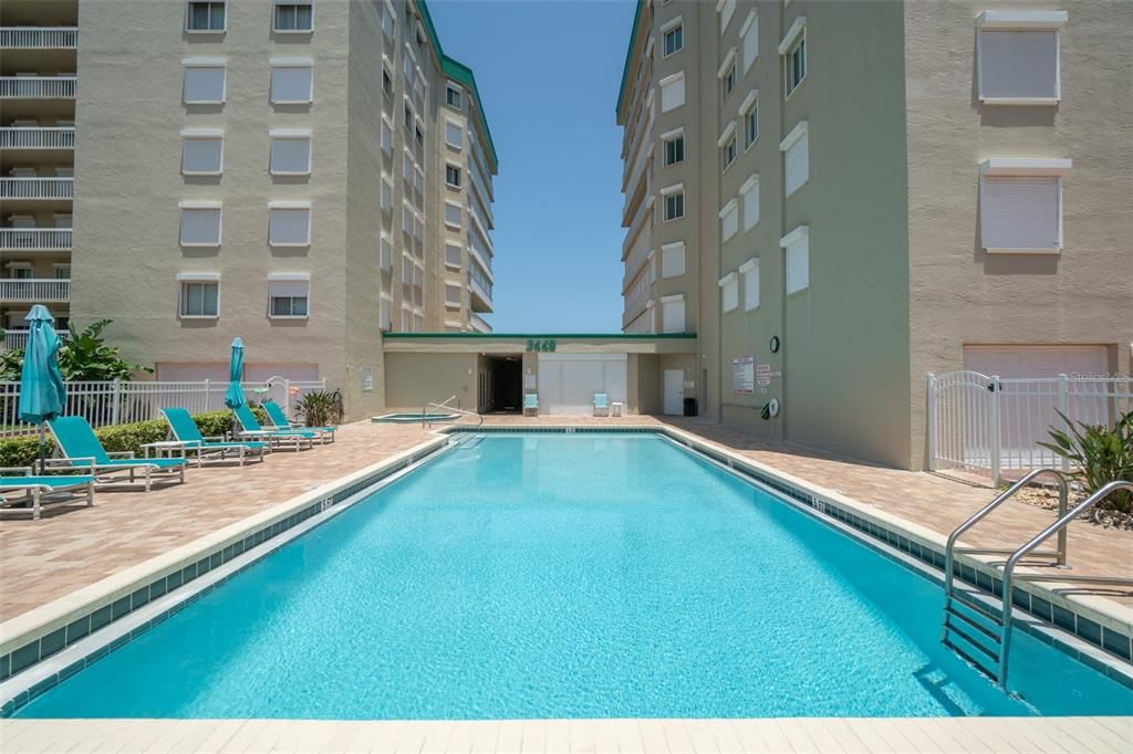 For Sale: $550,000 (2 beds, 2 baths, 1602 Square Feet)