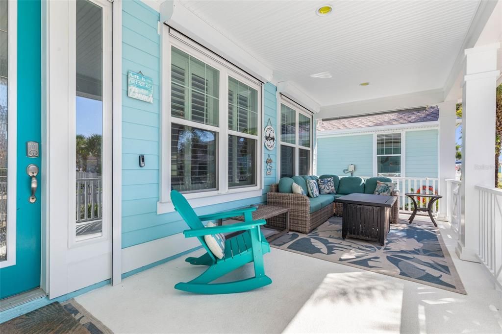 For Sale: $649,000 (3 beds, 2 baths, 2011 Square Feet)