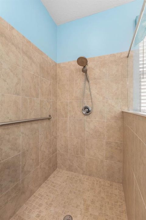For Sale: $649,000 (3 beds, 2 baths, 2011 Square Feet)