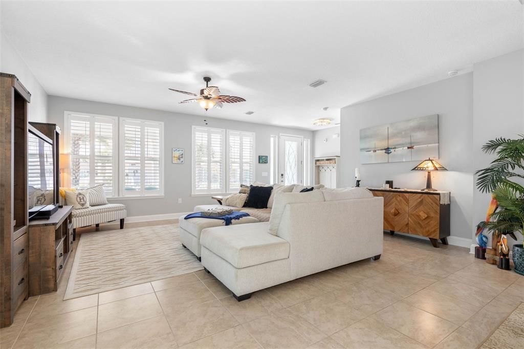 For Sale: $649,000 (3 beds, 2 baths, 2011 Square Feet)