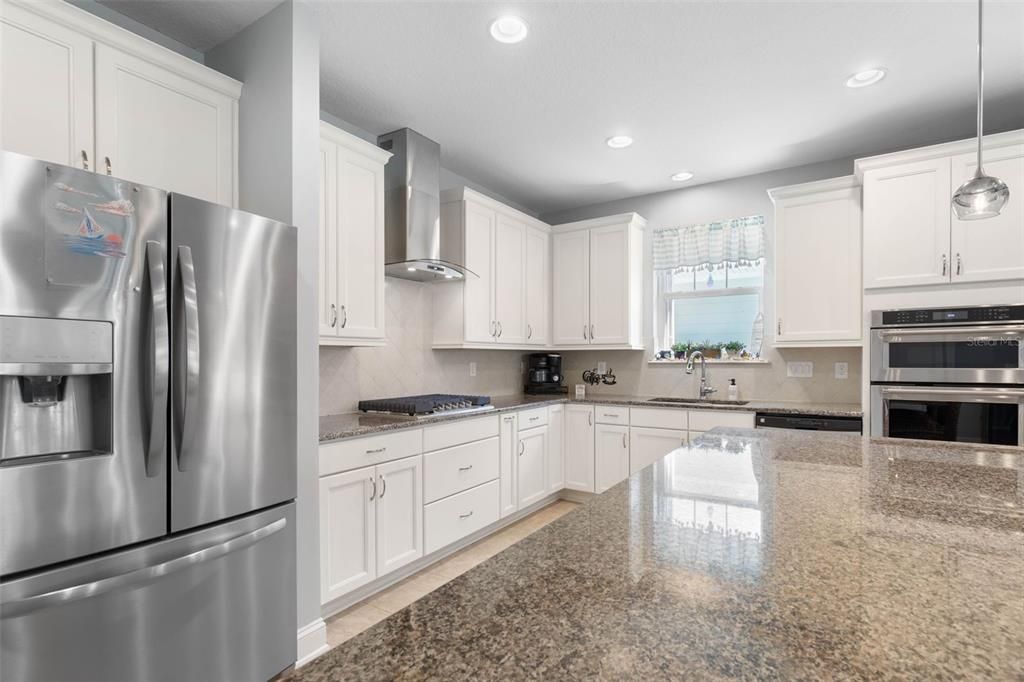 For Sale: $649,000 (3 beds, 2 baths, 2011 Square Feet)
