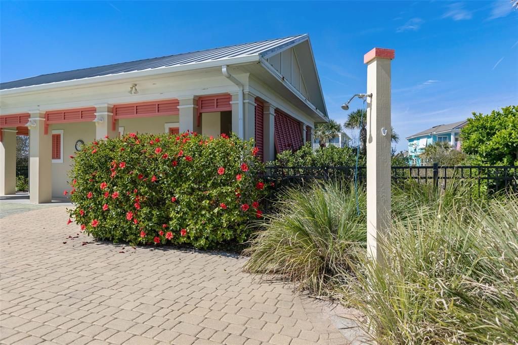 For Sale: $649,000 (3 beds, 2 baths, 2011 Square Feet)