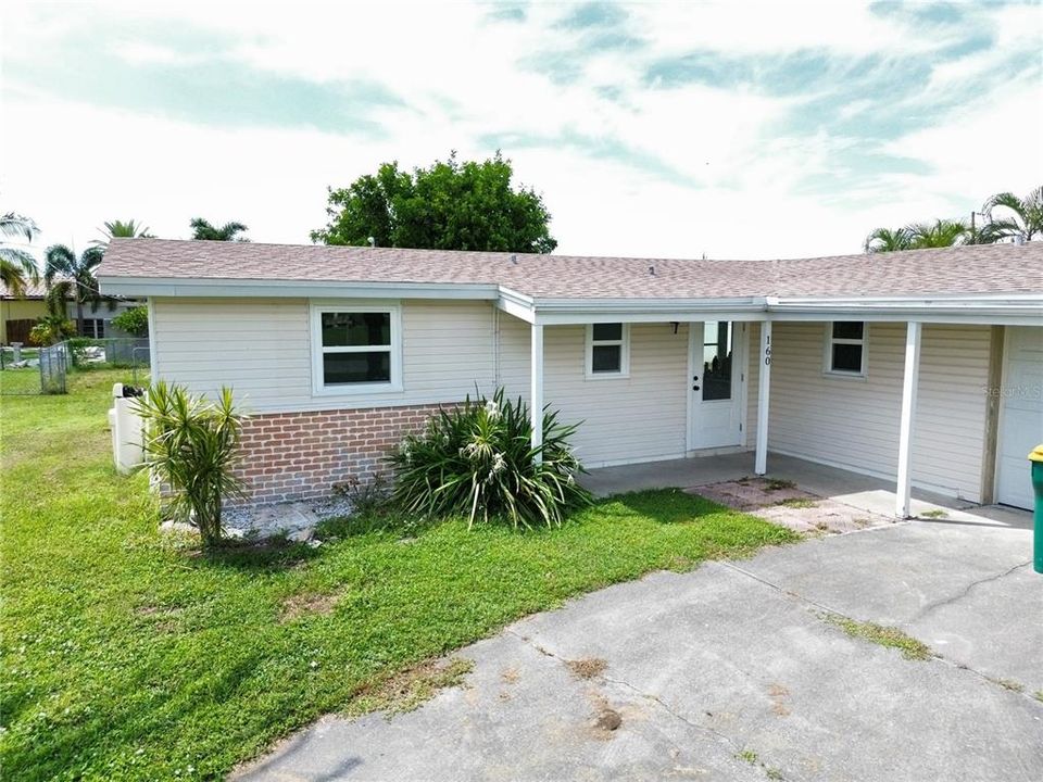 En Venta: $270,000 (4 camas, 2 baños, 1298 Pies cuadrados)