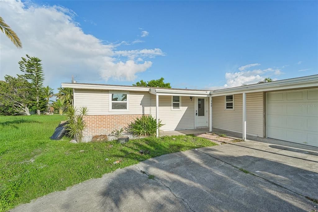 En Venta: $270,000 (4 camas, 2 baños, 1298 Pies cuadrados)