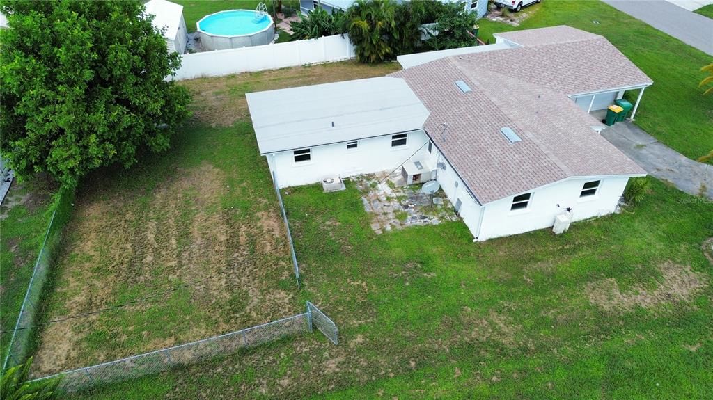 En Venta: $270,000 (4 camas, 2 baños, 1298 Pies cuadrados)
