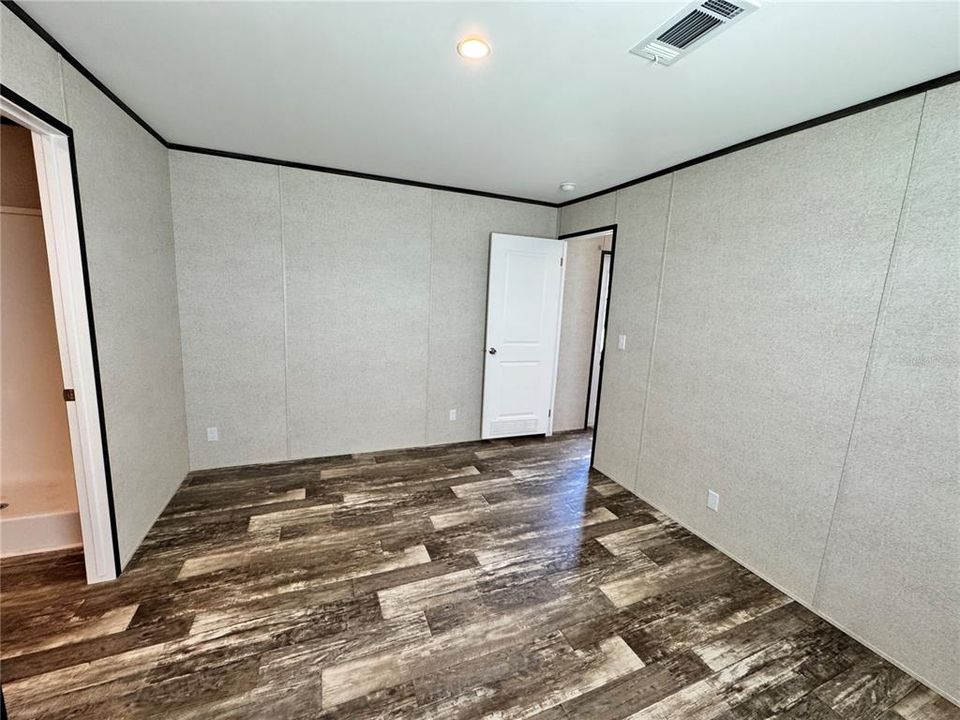 For Rent: $1,150 (2 beds, 2 baths, 784 Square Feet)