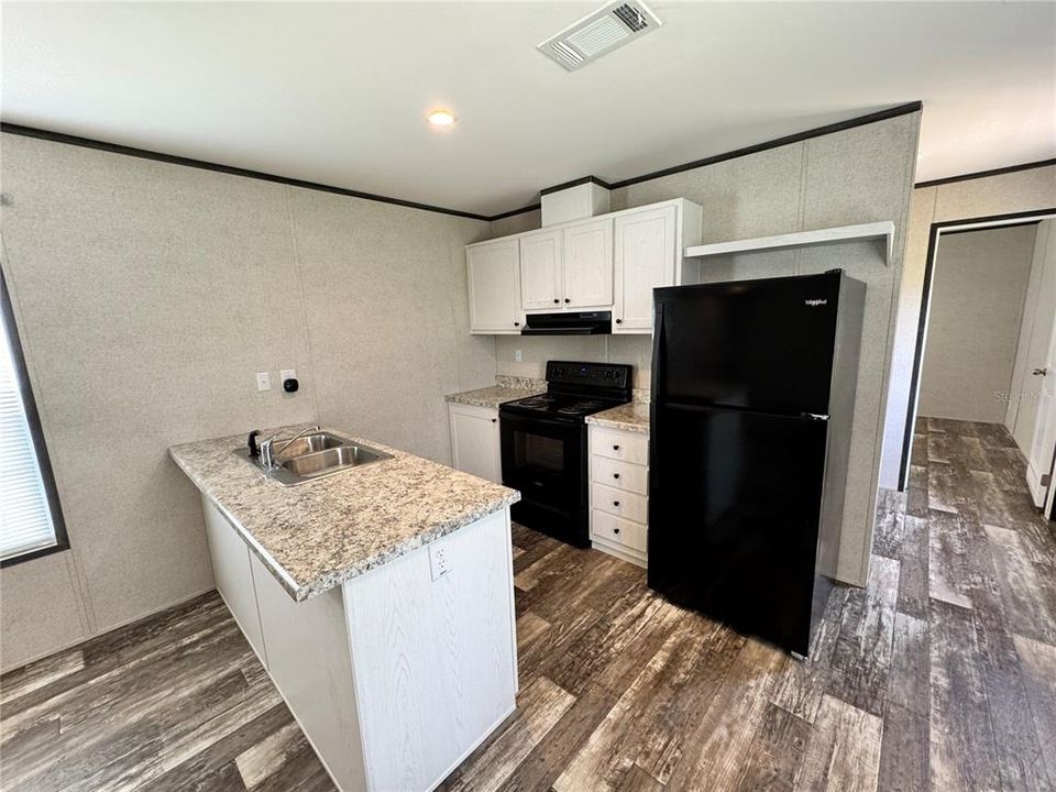 For Rent: $1,150 (2 beds, 2 baths, 784 Square Feet)