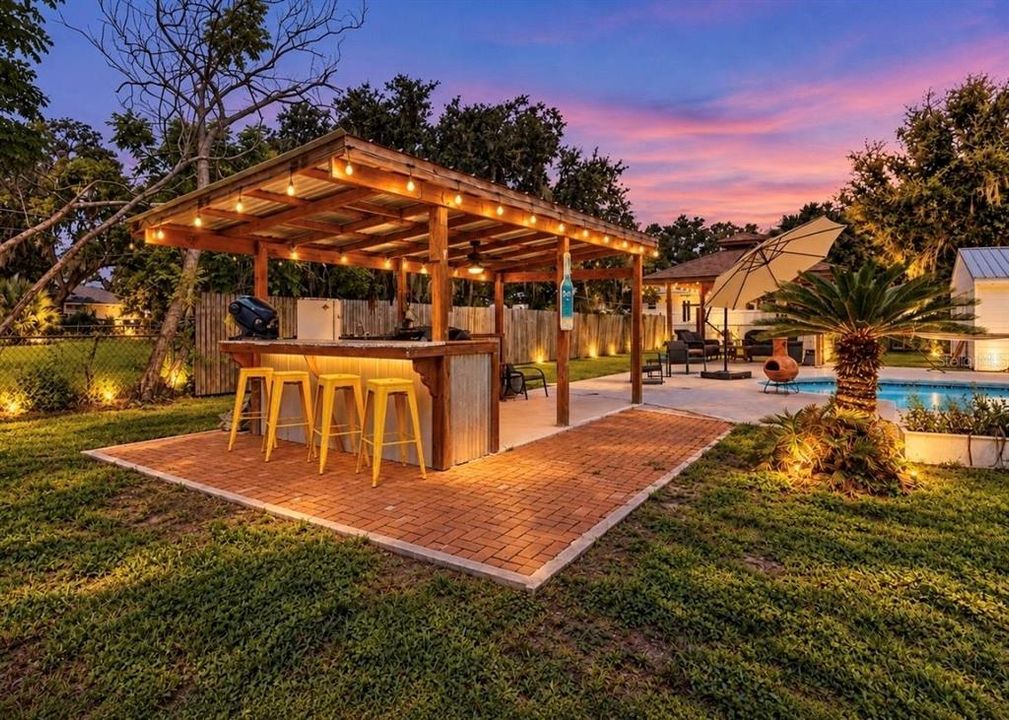 For Sale: $529,000 (3 beds, 3 baths, 2276 Square Feet)