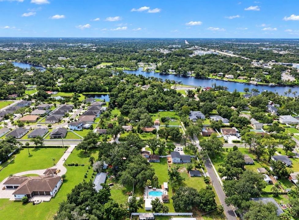 For Sale: $529,000 (3 beds, 3 baths, 2276 Square Feet)