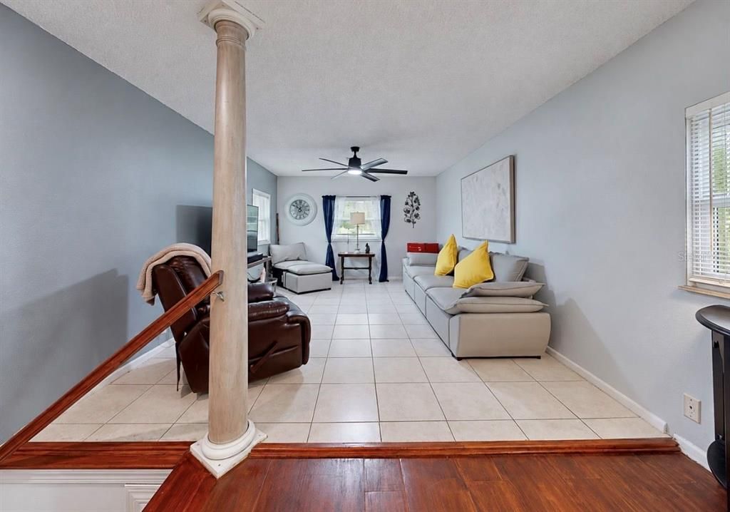 For Sale: $529,000 (3 beds, 3 baths, 2276 Square Feet)