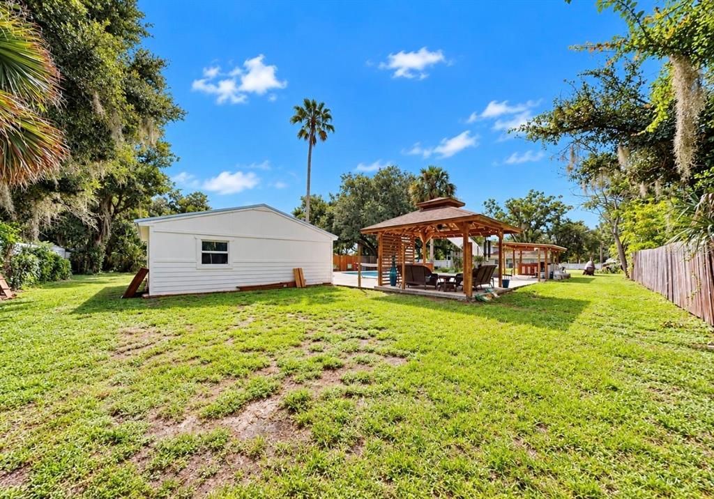 For Sale: $529,000 (3 beds, 3 baths, 2276 Square Feet)
