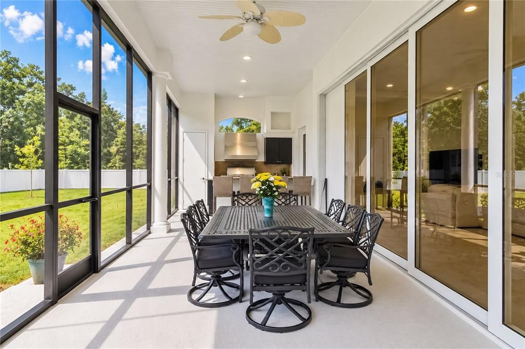 For Sale: $2,499,000 (5 beds, 6 baths, 7223 Square Feet)