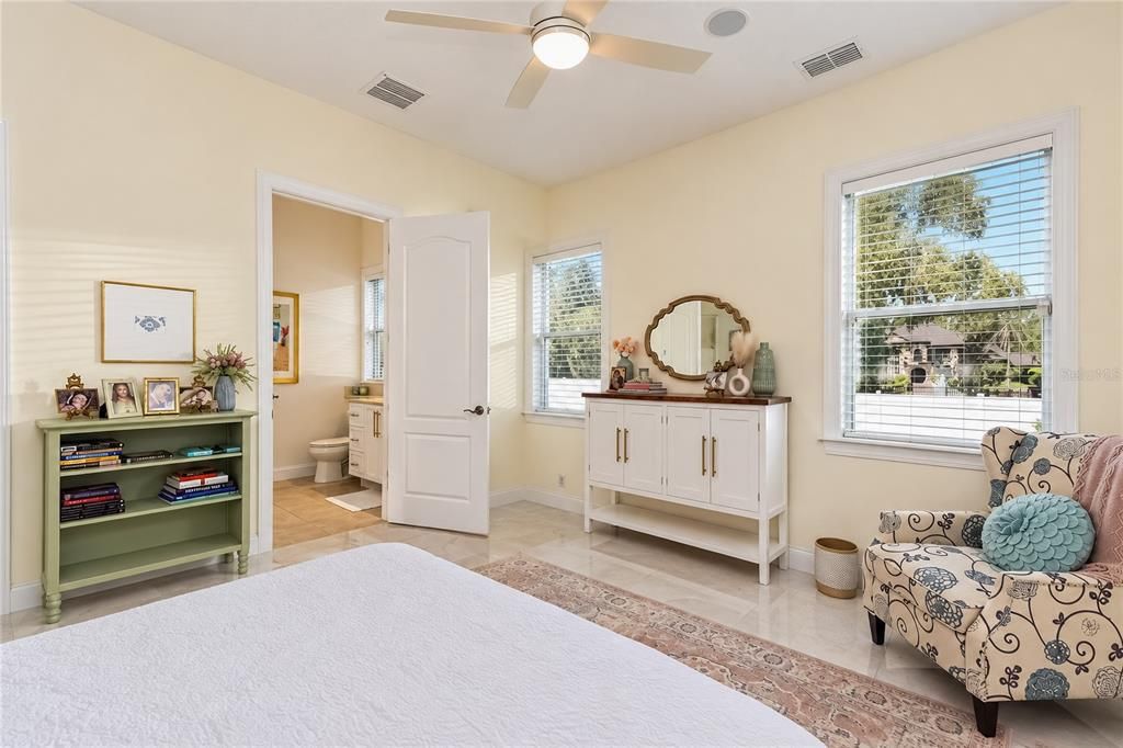 For Sale: $2,499,000 (5 beds, 6 baths, 7223 Square Feet)