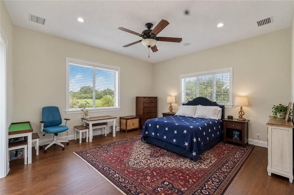 For Sale: $2,499,000 (5 beds, 6 baths, 7223 Square Feet)