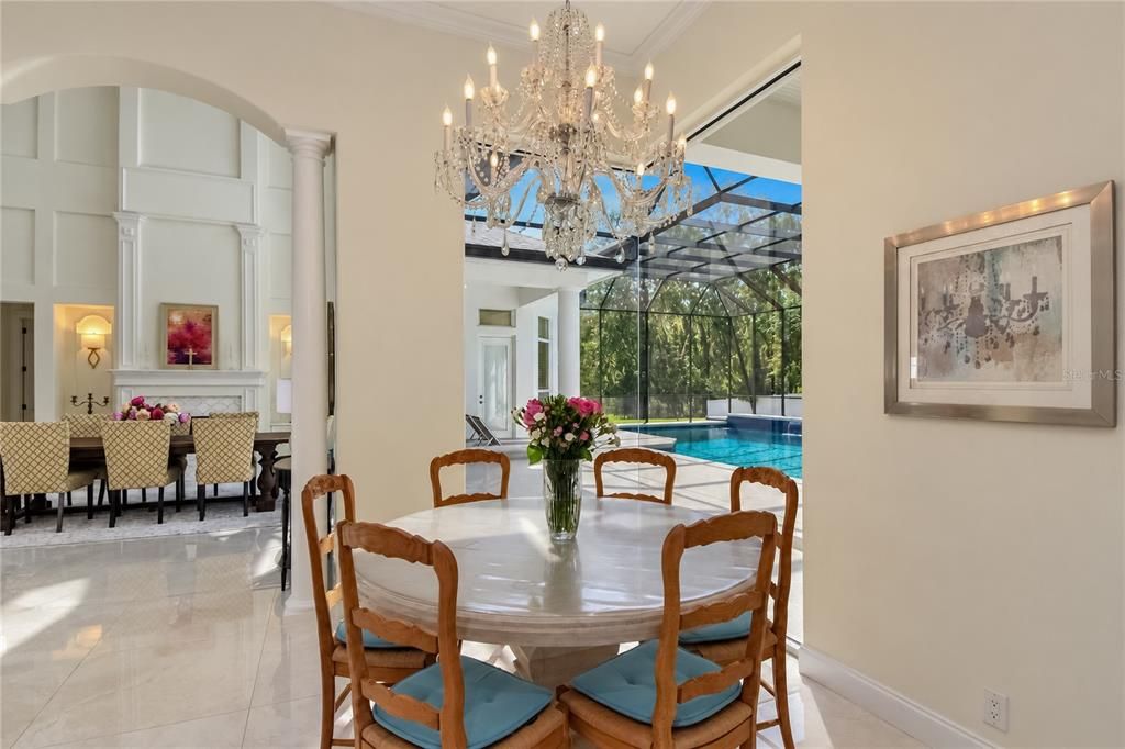 For Sale: $2,499,000 (5 beds, 6 baths, 7223 Square Feet)