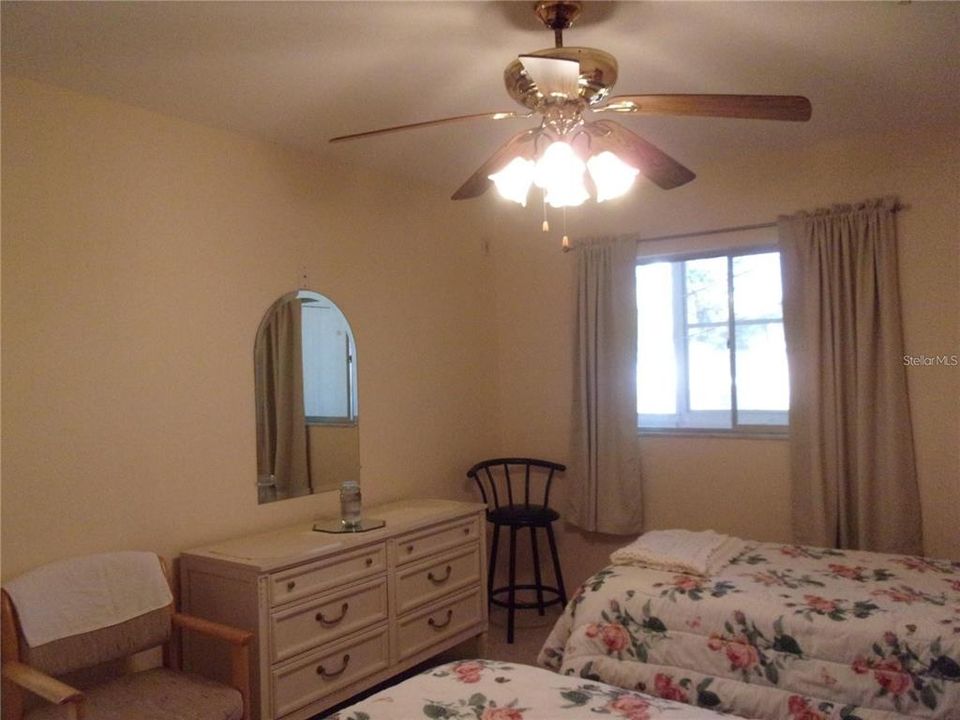 For Rent: $1,595 (2 beds, 1 baths, 874 Square Feet)